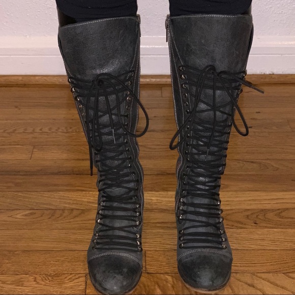 Steve Madden Perrin Boots 